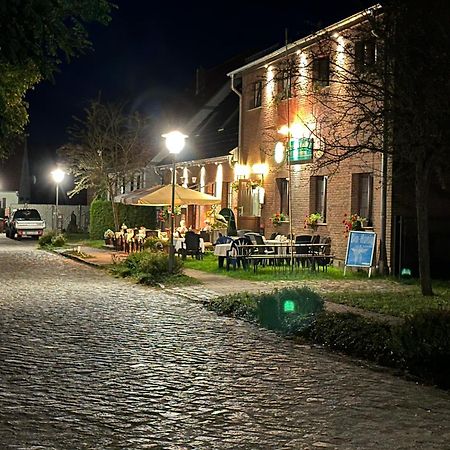 Pension & Gasthof Storchennest Gross Quassow Bagian luar foto