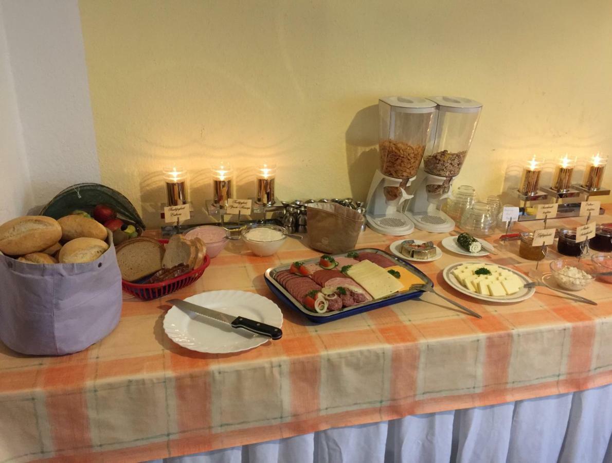 Pension & Gasthof Storchennest Gross Quassow Bagian luar foto