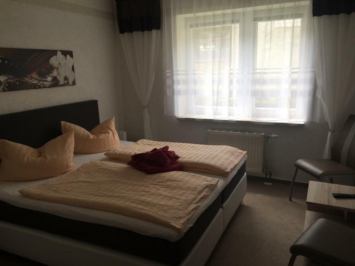 Pension & Gasthof Storchennest Gross Quassow Bagian luar foto